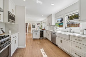 204 N 3rd St-S0610-023.jpg