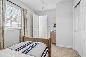 204 N 3rd St-S0610-035.jpg