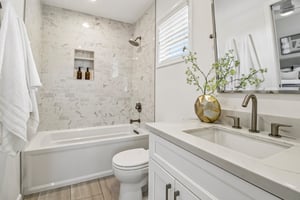 204 N 3rd St-S0610-036.jpg