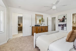 204 N 3rd St-S0610-041.jpg