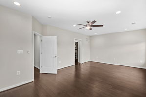  Photo 31