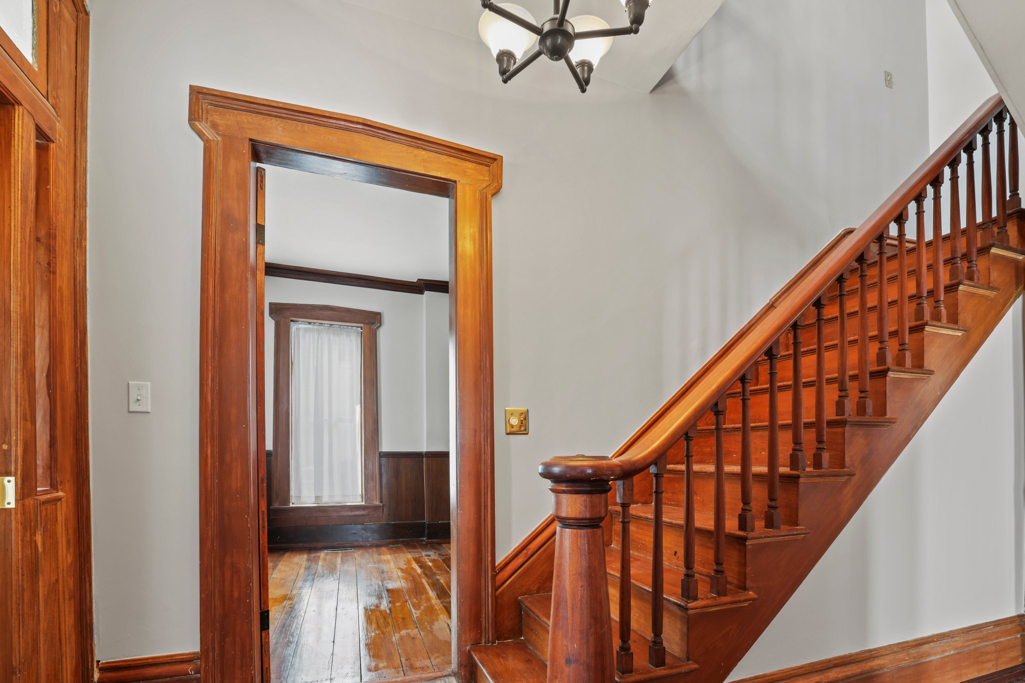 204 S Columbus St, Somerset, OH 43783 Fairytale Films