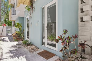 Washington Ave-S0107-004.jpg