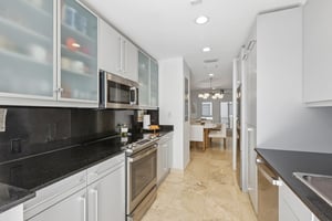 Washington Ave-S0107-020.jpg