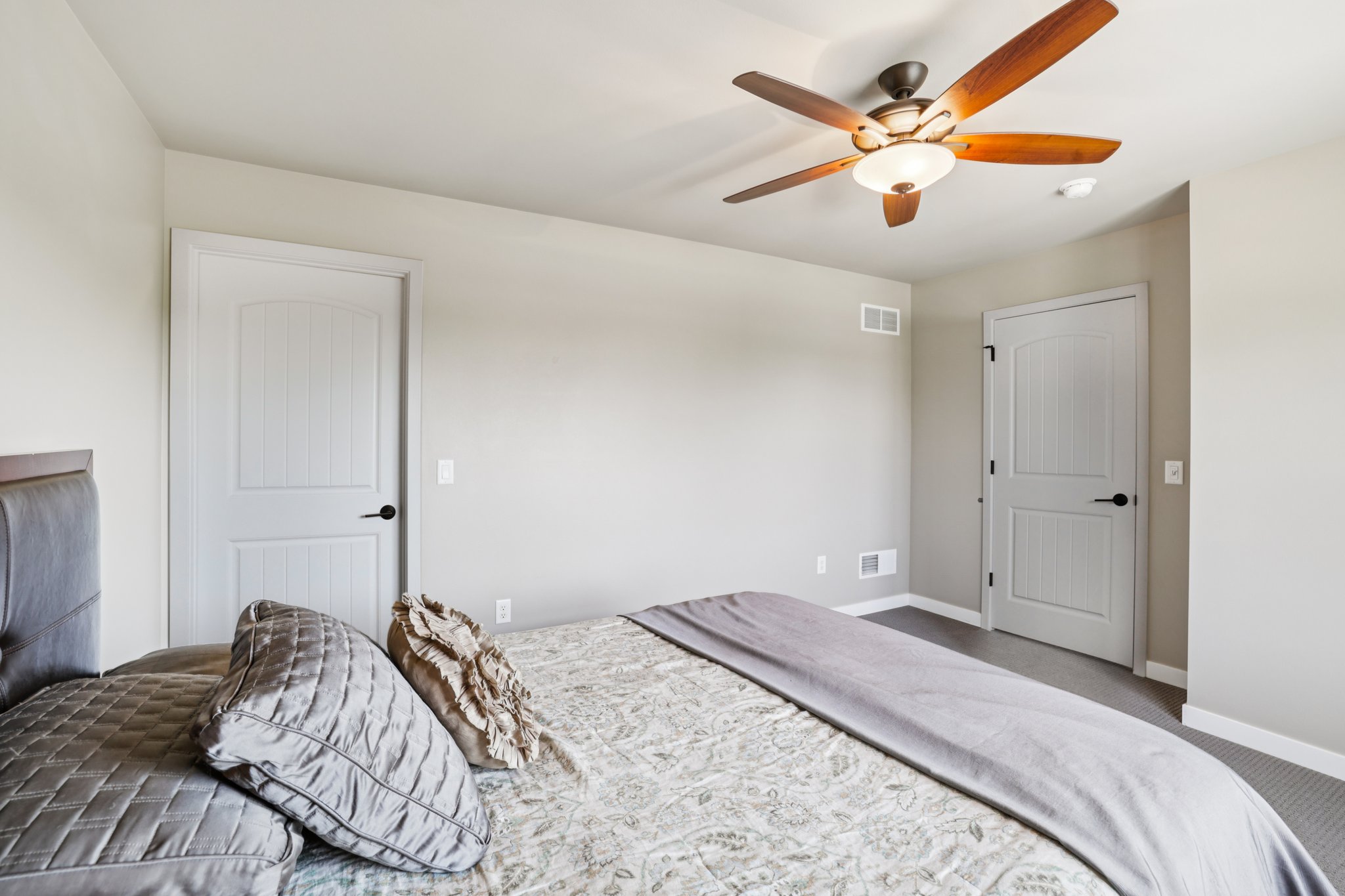 Westmorland Dr-S0508-060.jpg