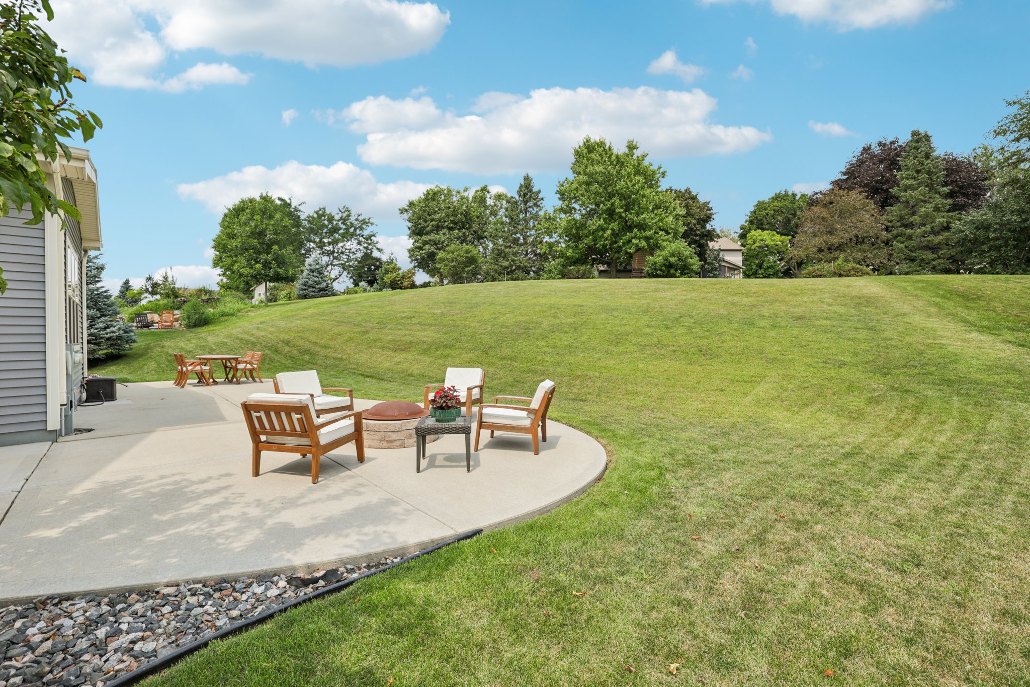 Westmorland Dr-S0508-081.jpg