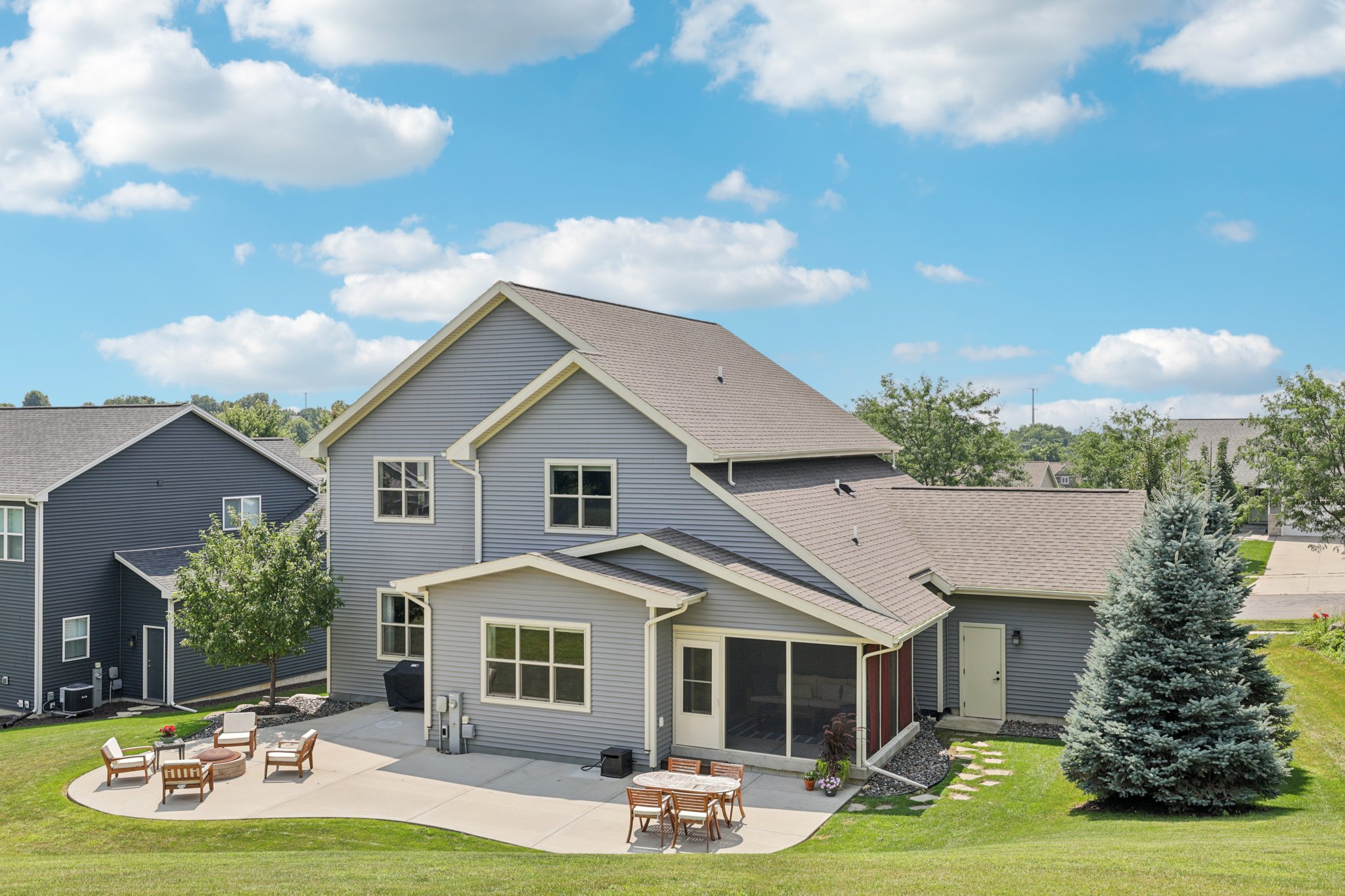 Westmorland Dr-S0508-086.jpg