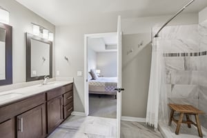 Westmorland Dr-S0508-033.jpg