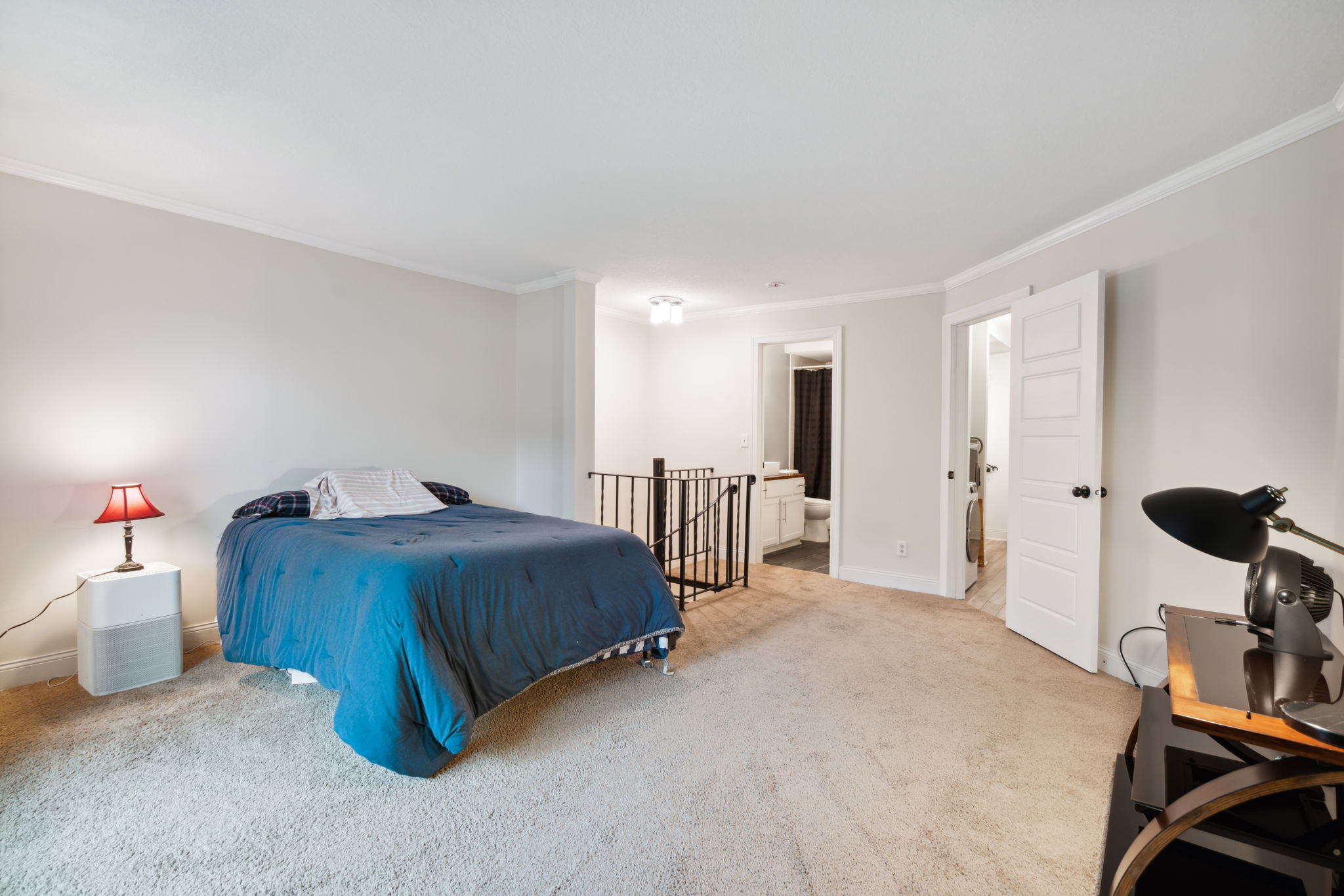 18_Interior