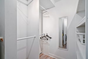 23_Interior
