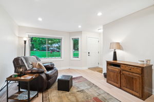 04_Interior