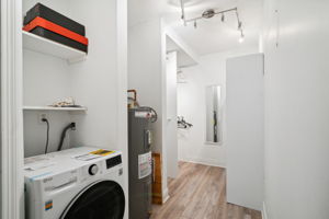 22_Interior