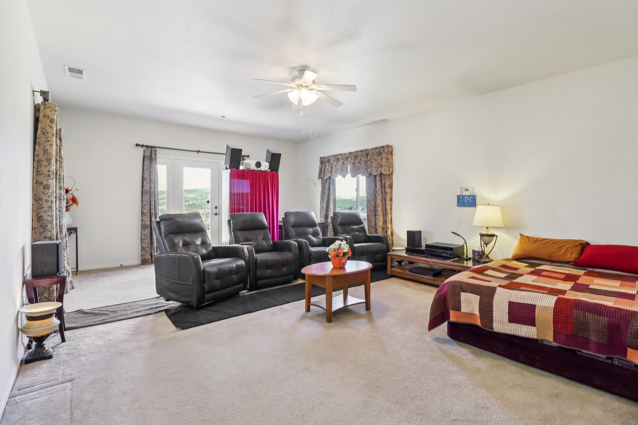 Ross Ave-S2803-030.jpg