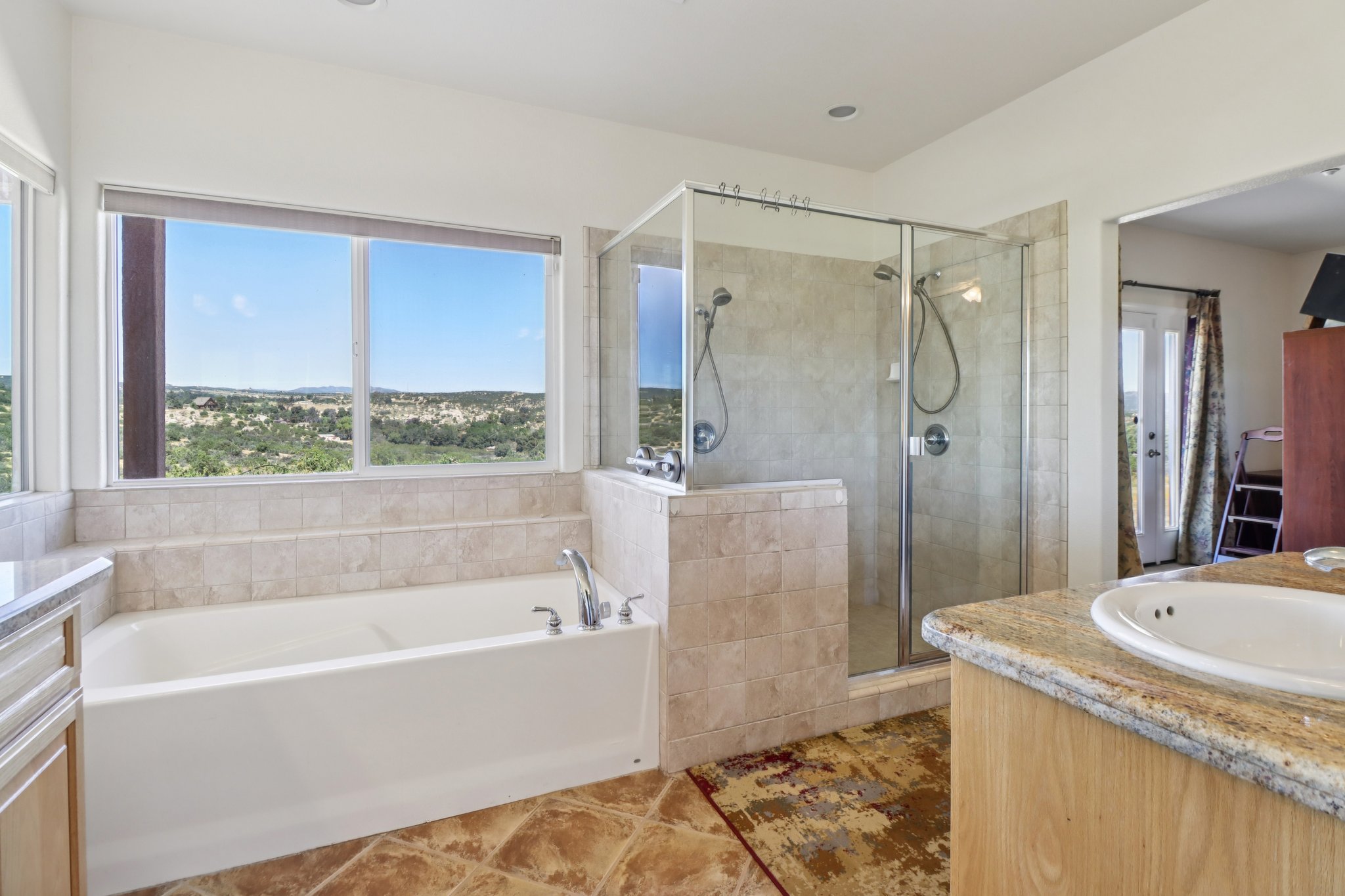 Ross Ave-S2803-036.jpg