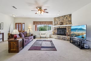 Ross Ave-S2803-006.jpg