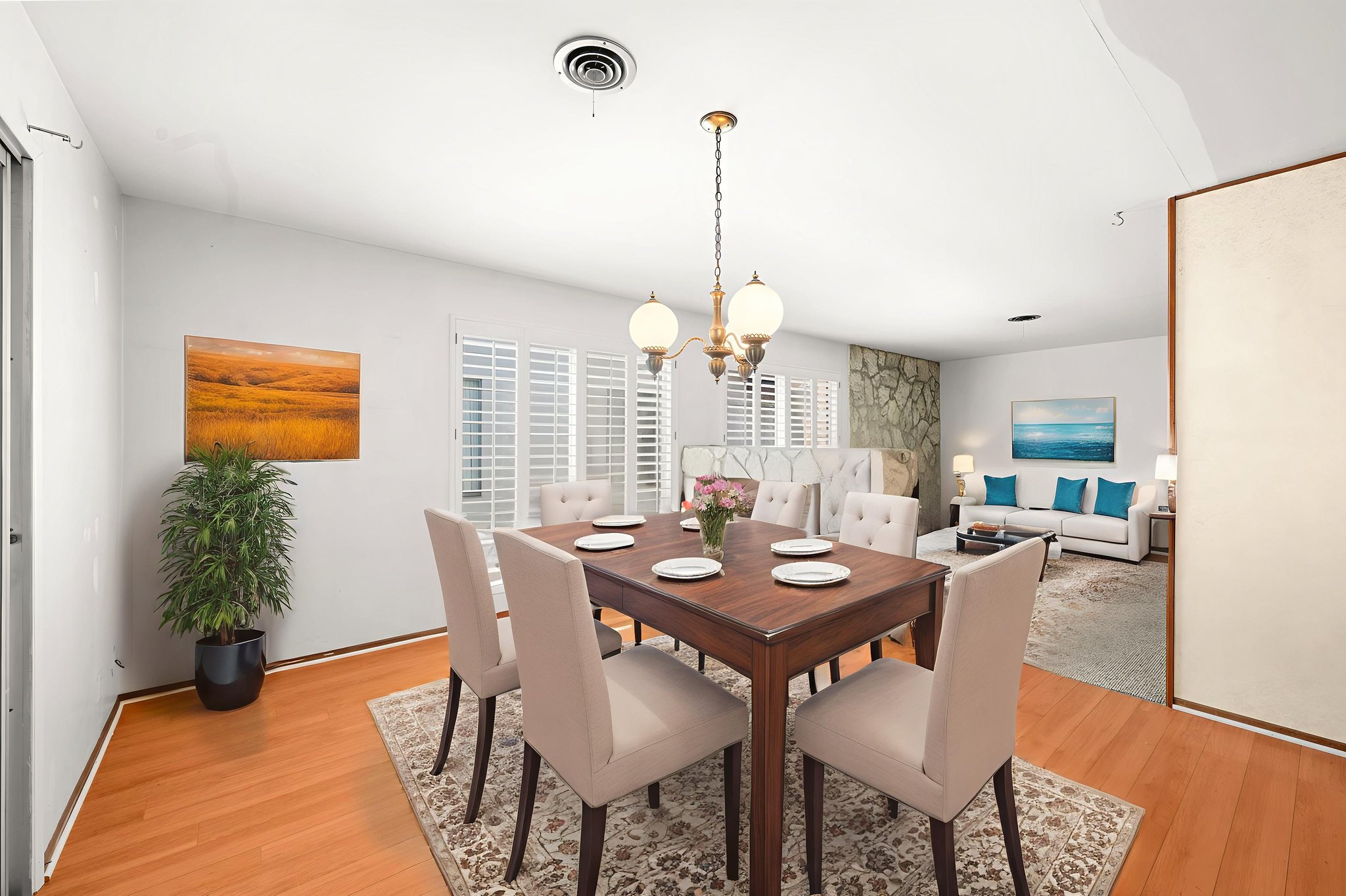 18-2040 Glenwood Place virtually staged.jpeg