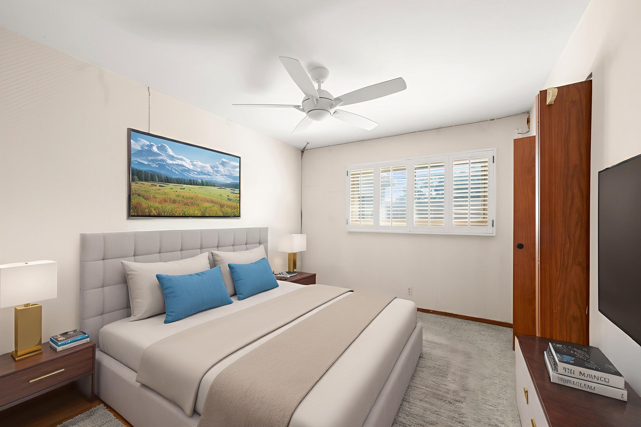 20-2040 Glenwood Place virtually staged.jpeg