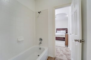 Windrose Bend Dr-048