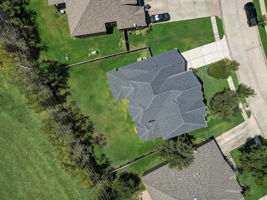 Windrose Bend Dr-071