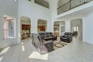 Windrose Bend Dr-014