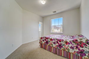 Windrose Bend Dr-033