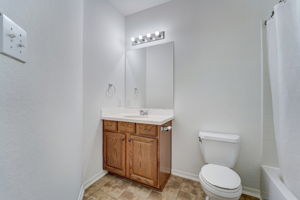Windrose Bend Dr-039