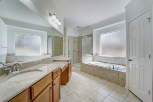 Windrose Bend Dr-028