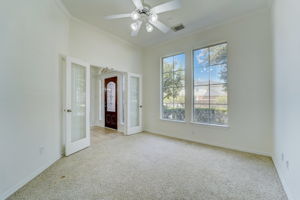 Windrose Bend Dr-007