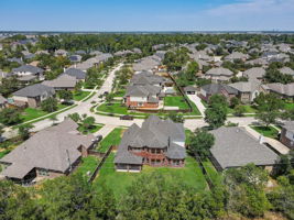 Windrose Bend Dr-075