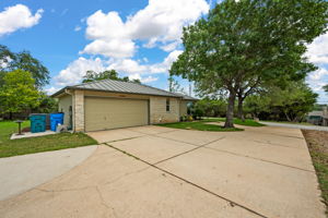  Photo 48