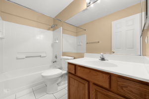 2041 Clarewood Ln, Mundelein, IL 60060_008