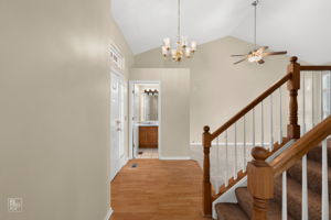 2041 Clarewood Ln, Mundelein, IL 60060_001