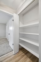 9251 - 2041 N 77th St_014.jpg