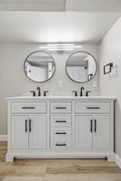 9251 - 2041 N 77th St_027.jpg