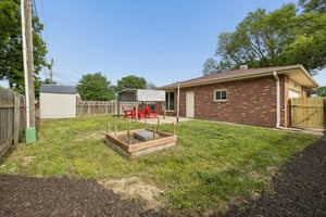 9251 - 2041 N 77th St_032.jpg