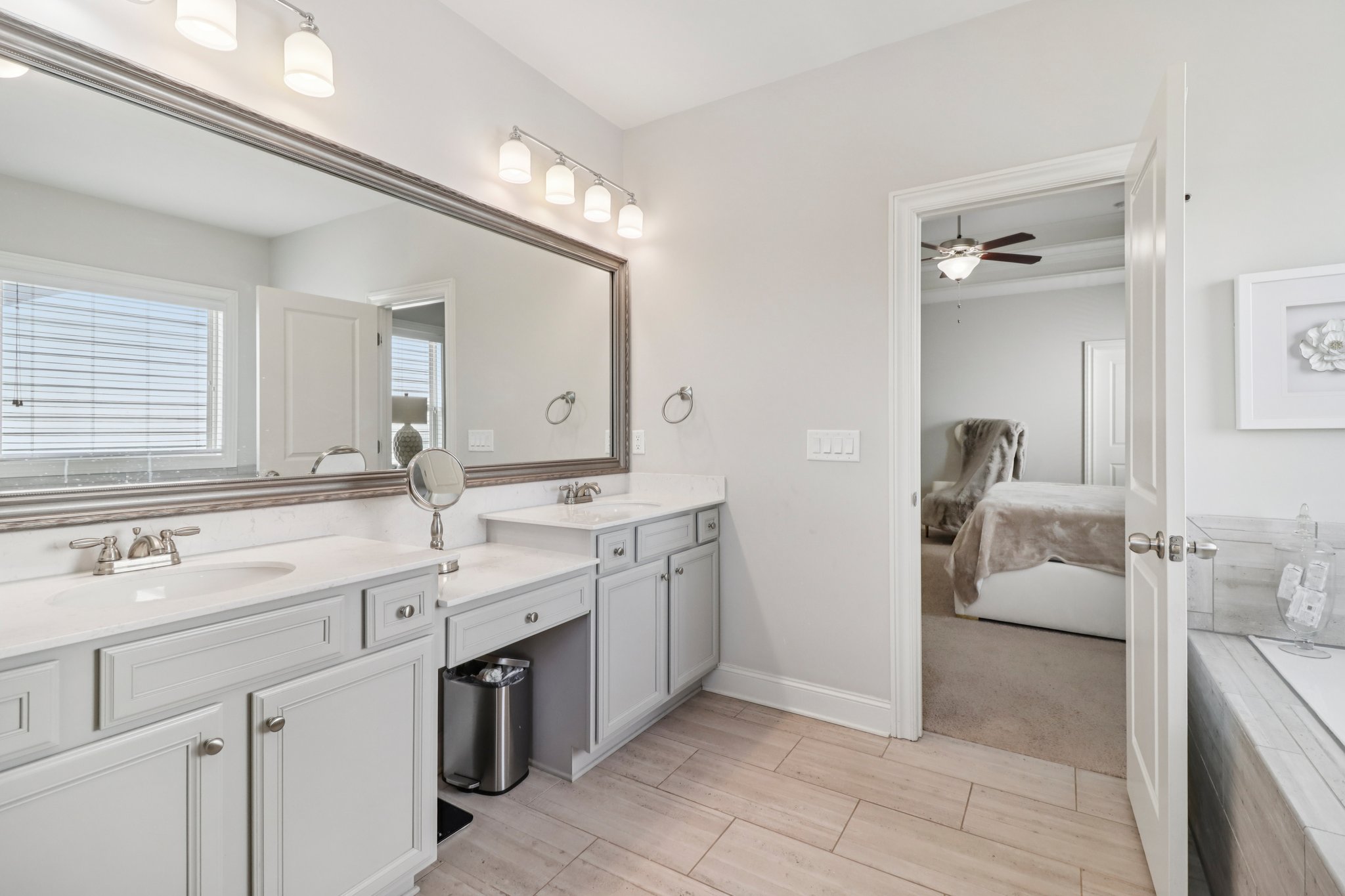 White Cypress Ct-S3007-064.jpg