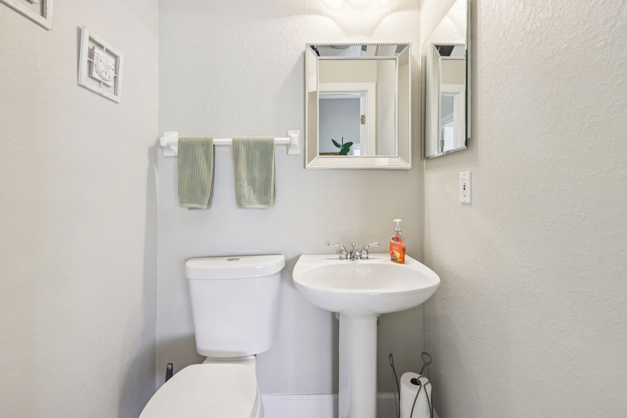 Netherland St-S2603-017