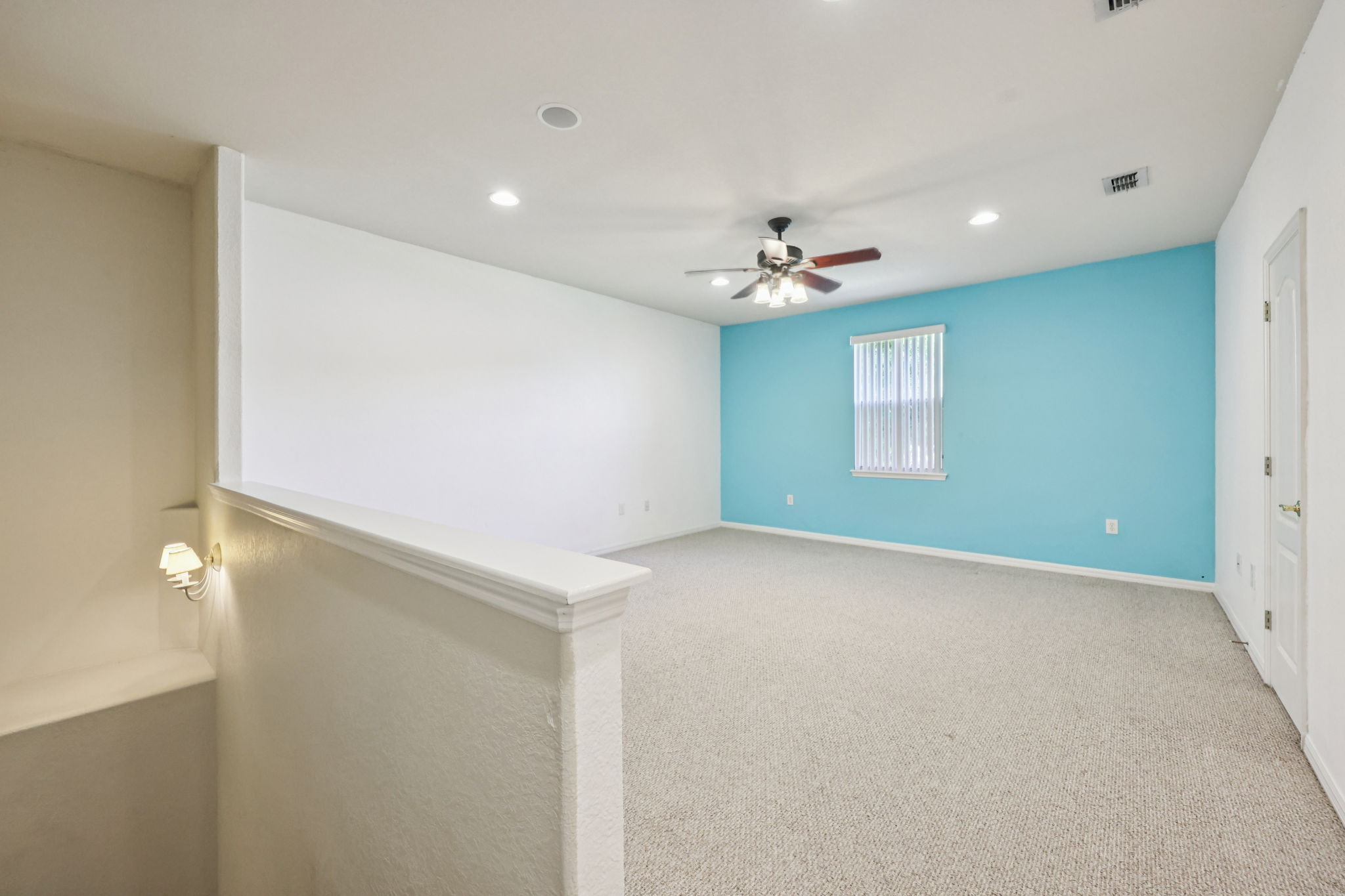 Netherland St-S2603-041