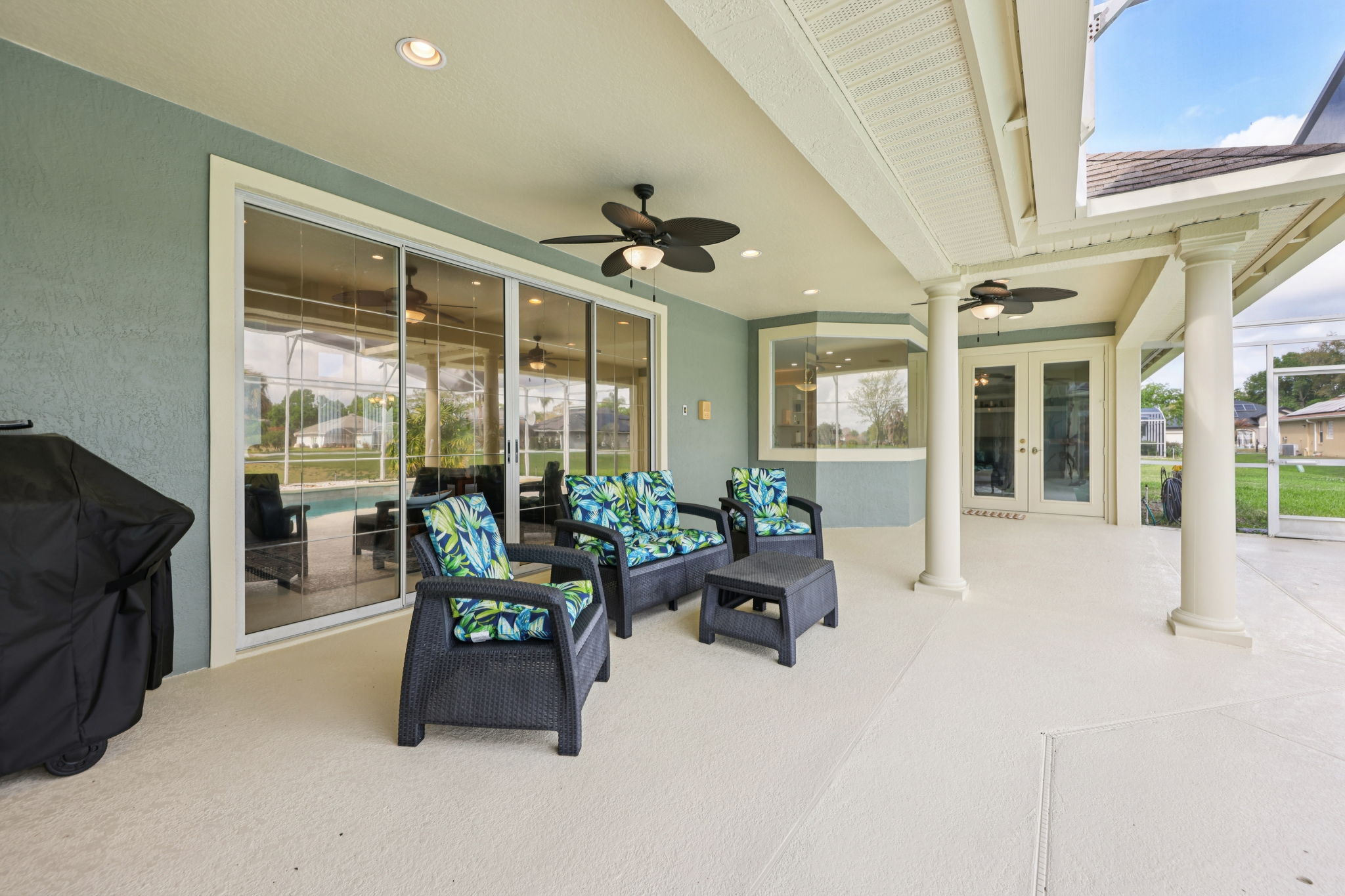 Netherland St-S2603-044