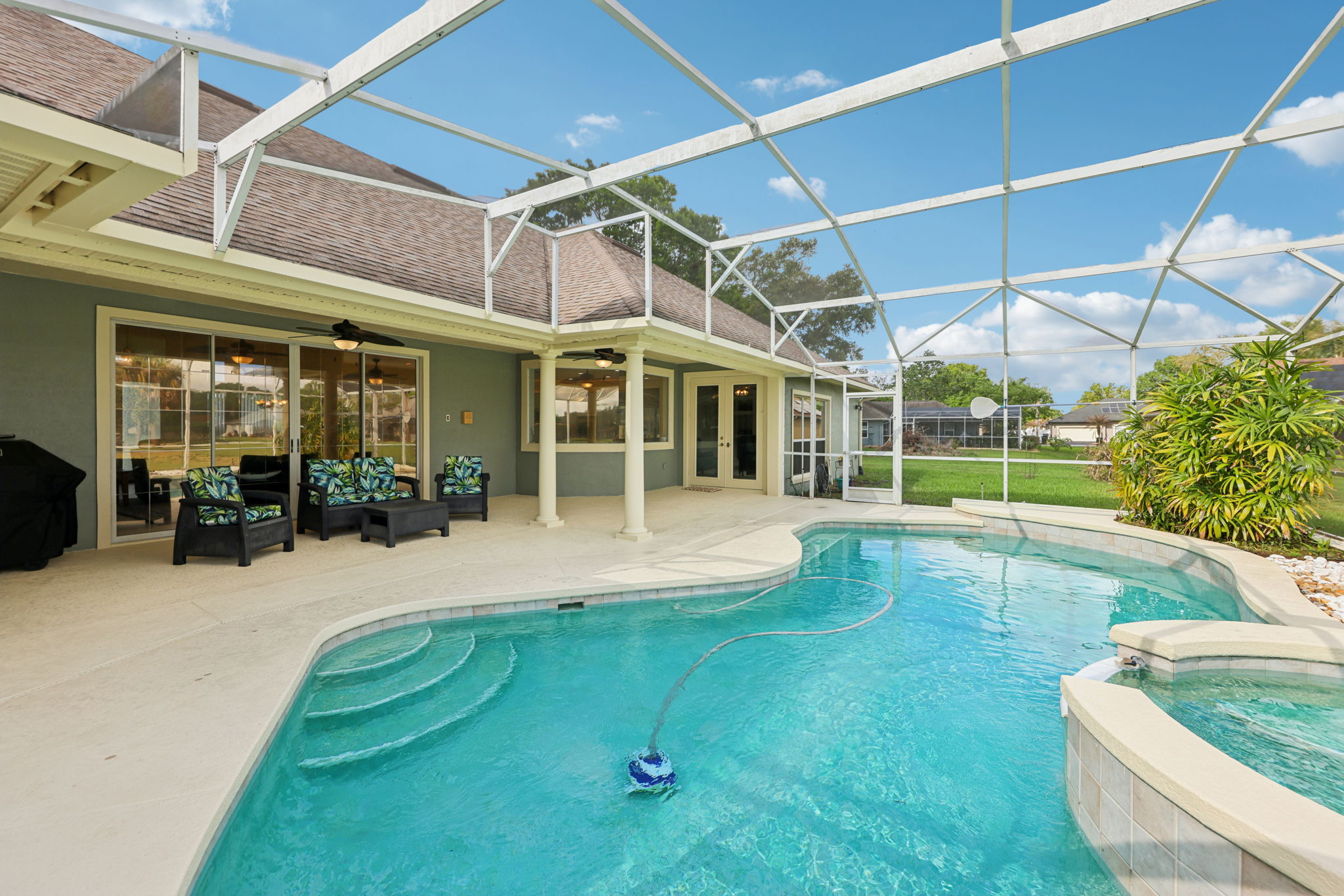 Netherland St-S2603-048