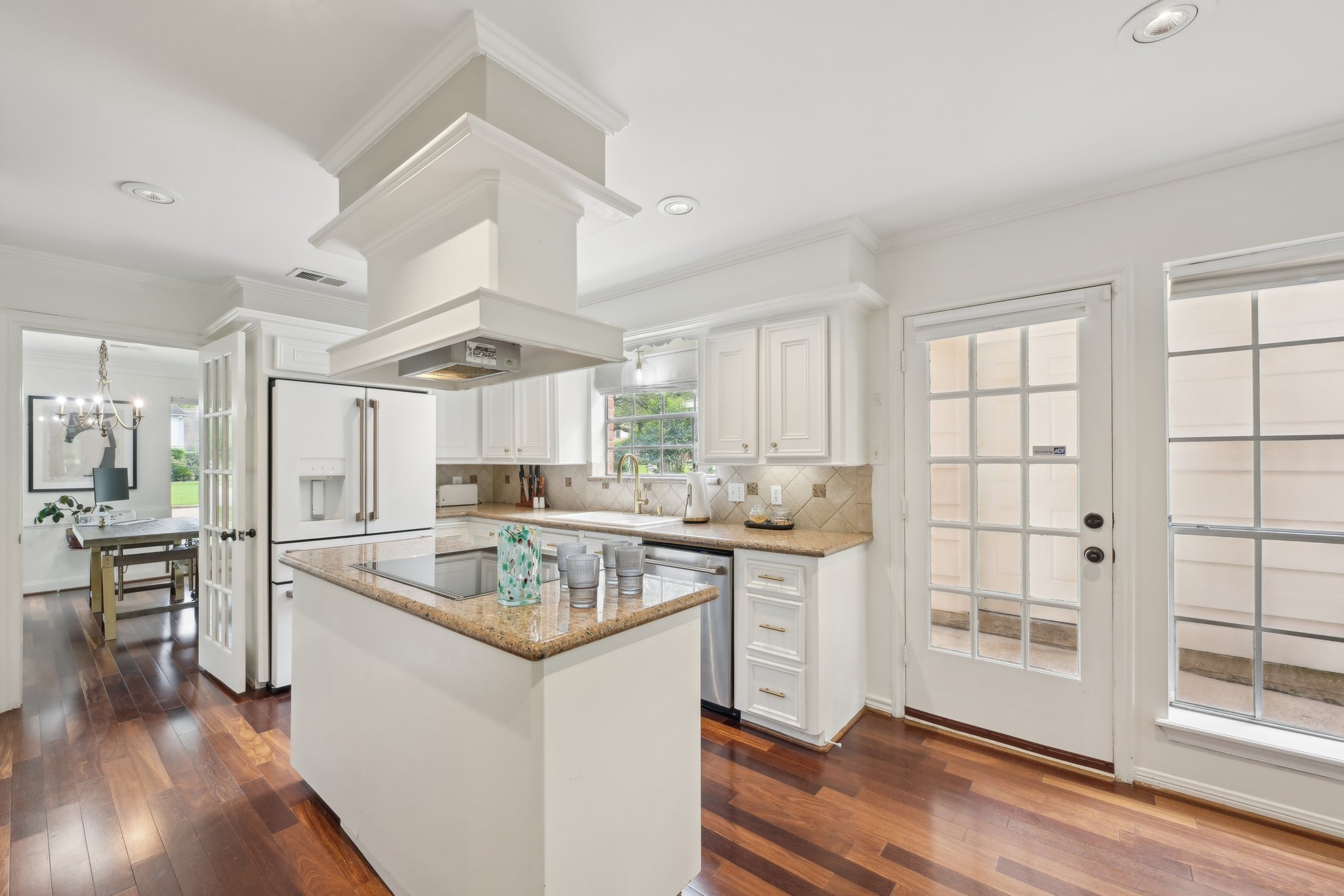 Woodsong Ct-07042025-021.jpg