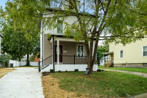  Photo 0