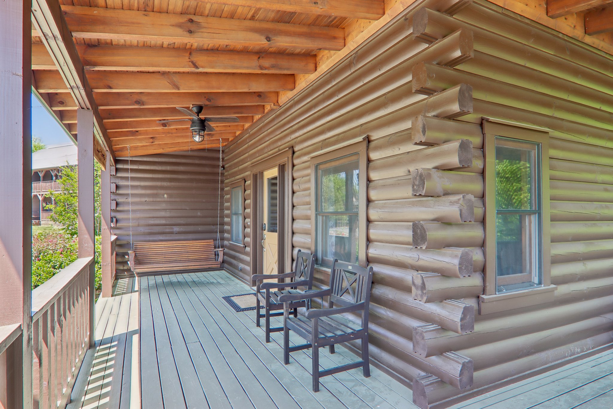 Oakmont Dr-S2304-010.jpg