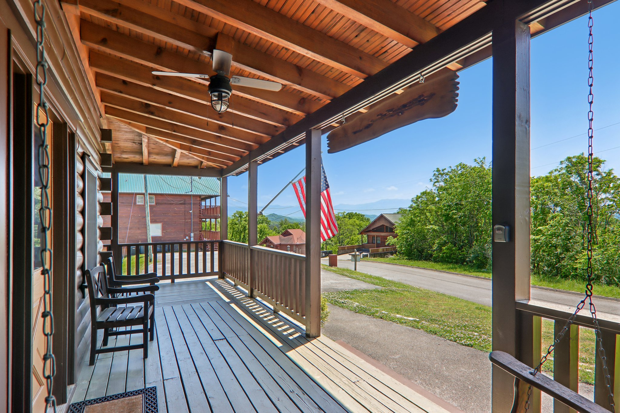 Oakmont Dr-S2304-013.jpg