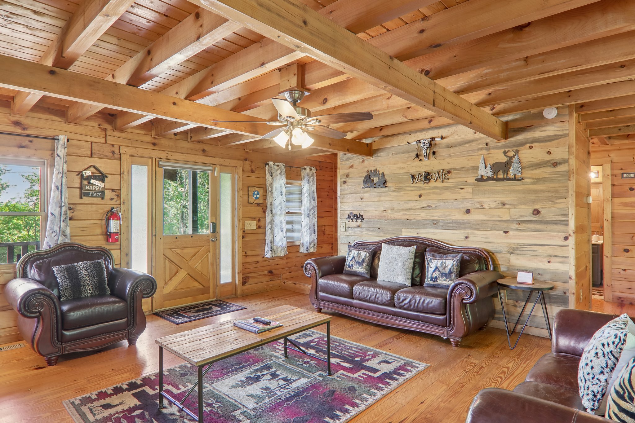 Oakmont Dr-S2304-015.jpg