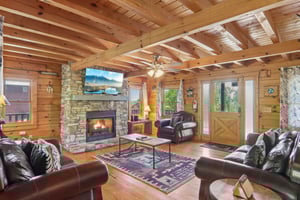 Oakmont Dr-S2304-014.jpg