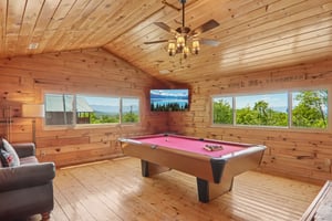 Oakmont Dr-S2304-031.jpg