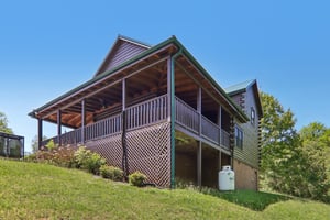 Oakmont Dr-S2304-043.jpg