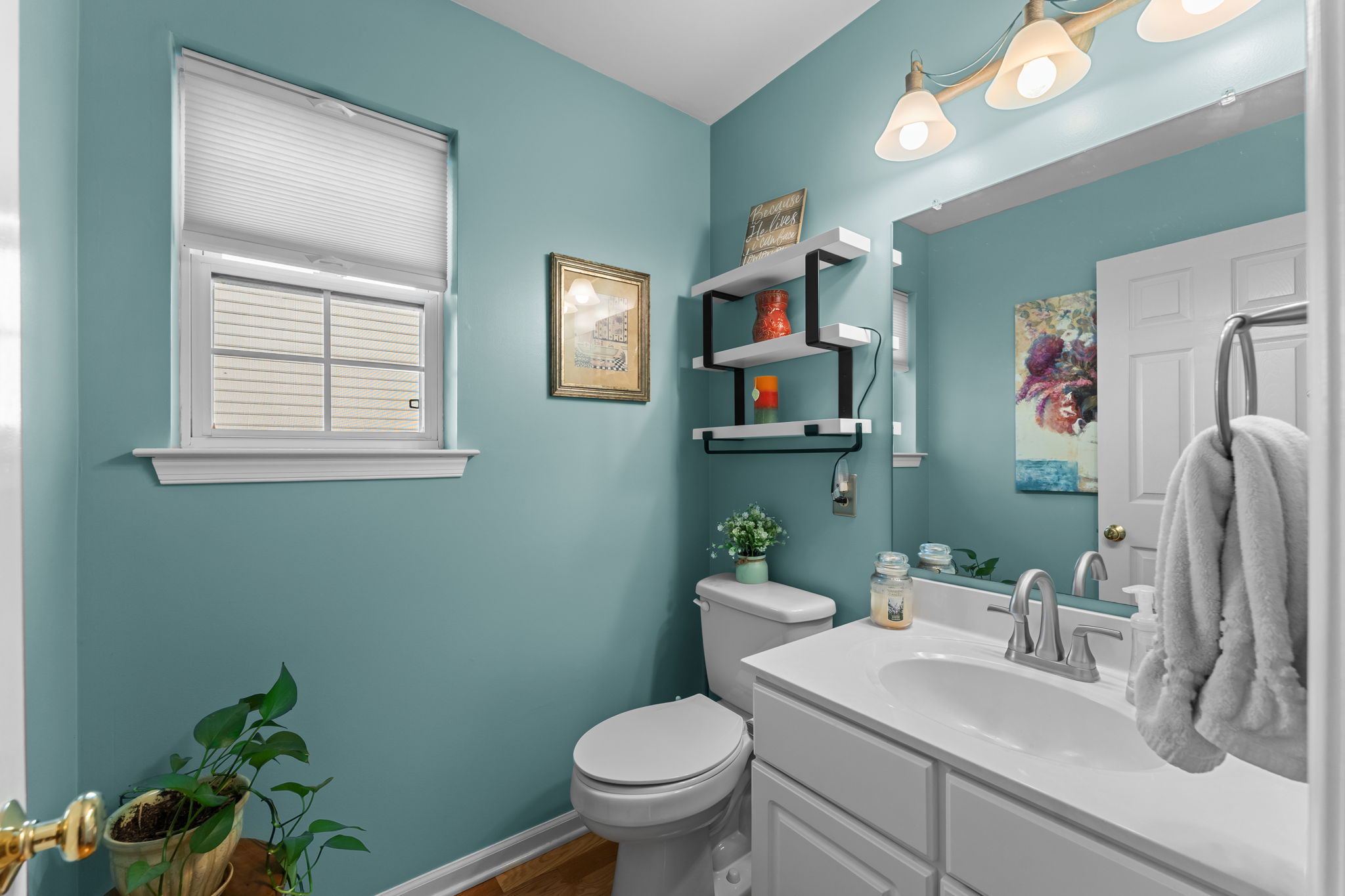 Powder Room - Main Level