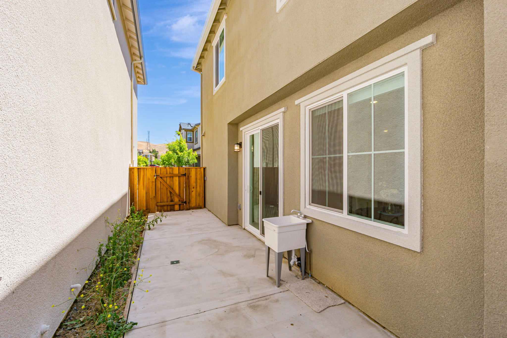 046_2044 Cottonwood St